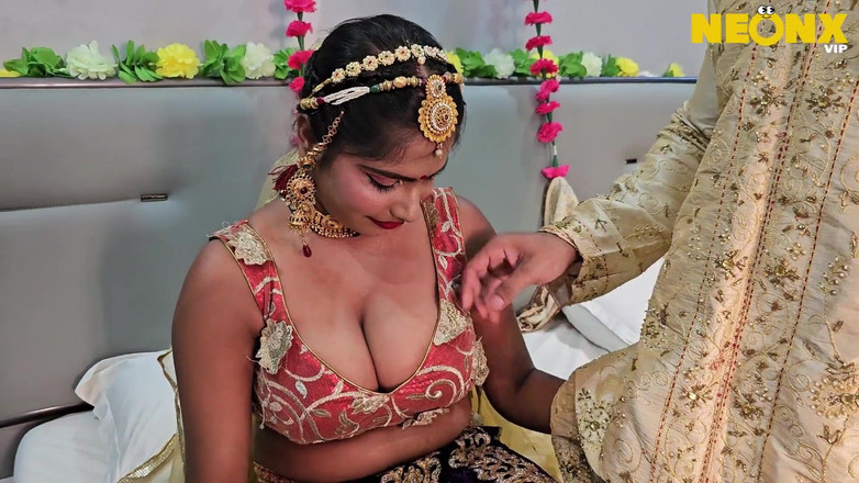 NeonxOTT: Seks malam pertama desi honeymoon desi tadka hindi villag