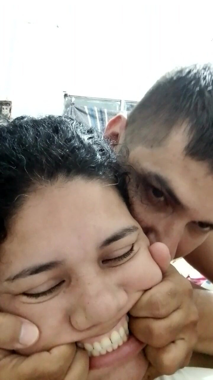 Valkyrie and Luigy Couple: Mata yang jatuh cinta, tangan yang susu: duo yang sempurna