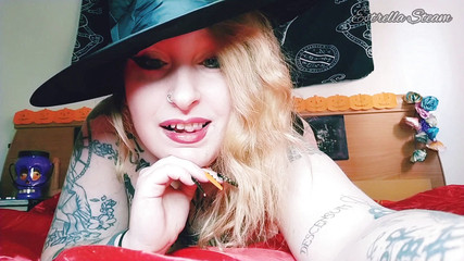 Estrella Steam: Penyihir melakukan kontak mata dengan Anda