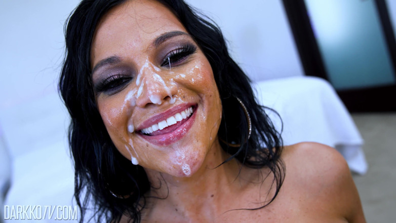 DarkkoTV: Mona Azar knegging sex oralny z udziałem Jonni Darkko