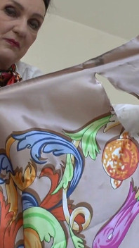 Destroying Shiny Satin Scarves! Watch and Cum All Over the Shredded Fabric at the End! Lady Victoria Valente