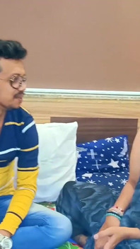 개인 교사와 섹스하는 여학생, 갑자기 섹스에 대한 요구가 증가했습니다.