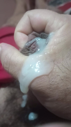 Paizao: Dada saya berdenyut menyemburkan banyak susu kental