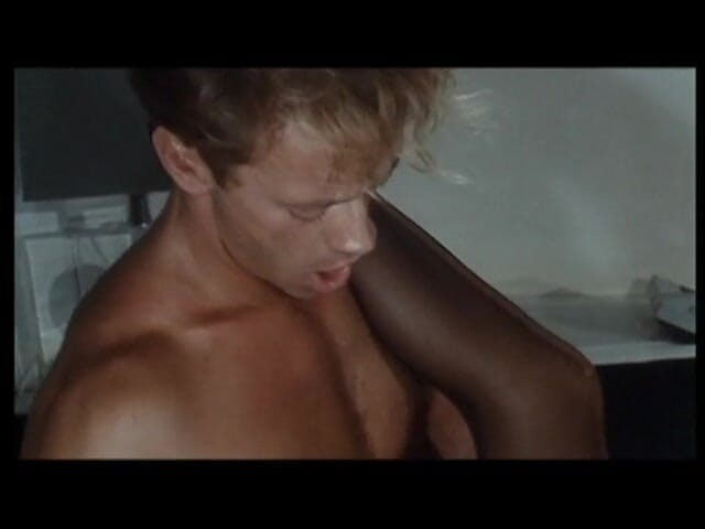 Just X Star: Porno vintage italiano: Milly D'abbraccio sbattuta duramente dal cazzo duro...