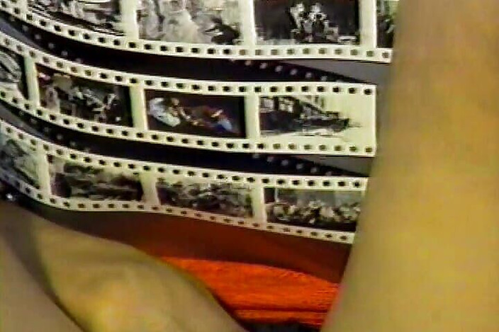 Lovers Of Vintage: Gmaluros curvă retro futută de bărbatul ei