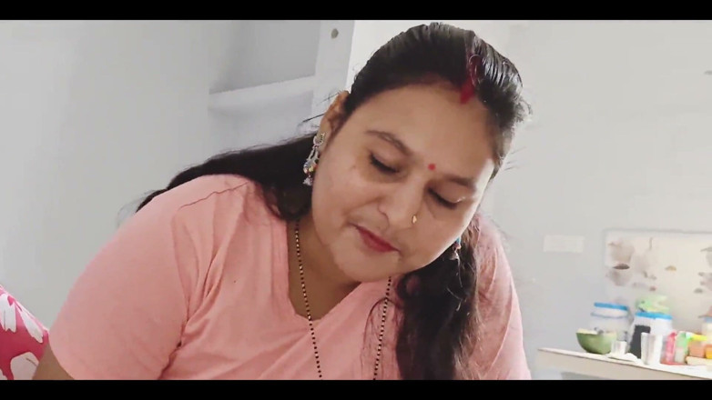Pujaprem indian: Nilachatti Nishu Azad Sání ptáka Mms Virální
