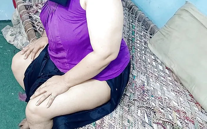 Netu: Big Boobs Woman Ran Out of the House to Get...