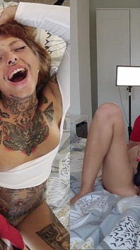 April e Yourfavealtgirl - climax con Noi