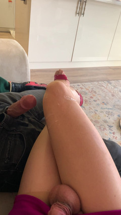 cd_aysemmm: Můj mladý nevlastní syn se poprvé ztvrdnul