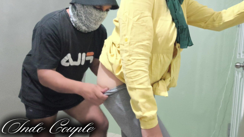 Indo Couple: Moglie indiana musulmana si diverte con il marito arrapato coppia...