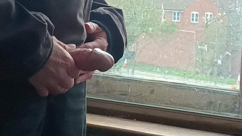 Rockardglans: Masturbieren und kommen am fenster bei Friend es house - Rockardglans