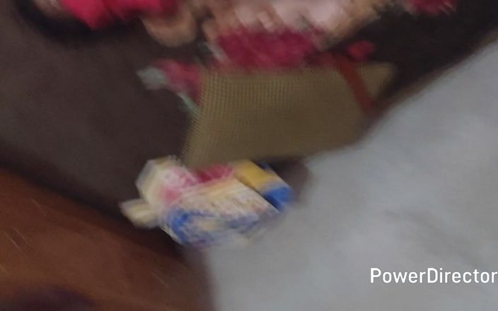 SunitaGf69: Kız arkadaşımı evde aradım ve onu çok bıraktım.