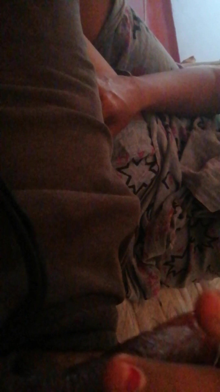 Tina Baby: Mein zimmermädchen hat interessante lutschgewohnheiten