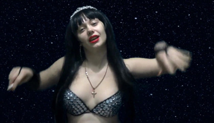Goddess Misha Goldy: Wichs-unterricht mit sperma-countdown unter dem sternenhimmel