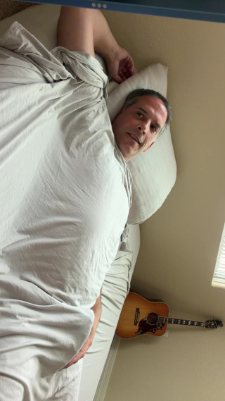 Duke Silver: Duke Silver Suona Il Trombone a Letto