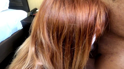Cannon Productions: Une rousse sexy se déshabille et baise