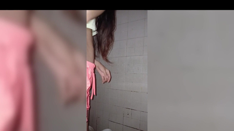 HomemadeTeenhot18: Wideo nastolatków18+ w łazience