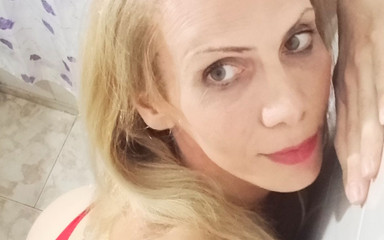 Devil_trans_sami: Yatakta Tek Başına