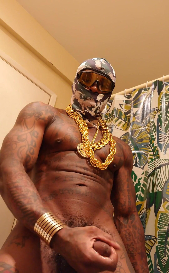 Hallelujah Johnson: BBC Worship Hallelujah Johnson Huge Black Hairy Cock Horus Stroking...