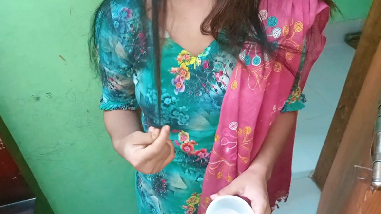Riya Chowdhury: Yakındaki kızla seks