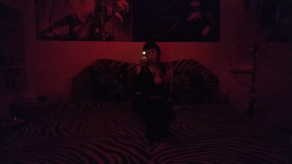 Beth Kinky: Goth pyromaniac 01