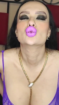 Pouty Lips Bimbo Makes You Cum on Her Glossy Cock Pillows