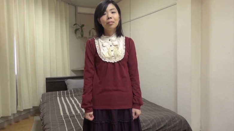 Japan Lust: Japanese MILF with really hairy bush gets creampie
