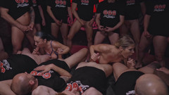 MILF and Big Wet Tits XXX: GGG John Thompson - Laits à foyer désespérés - nouvelle production 2025
