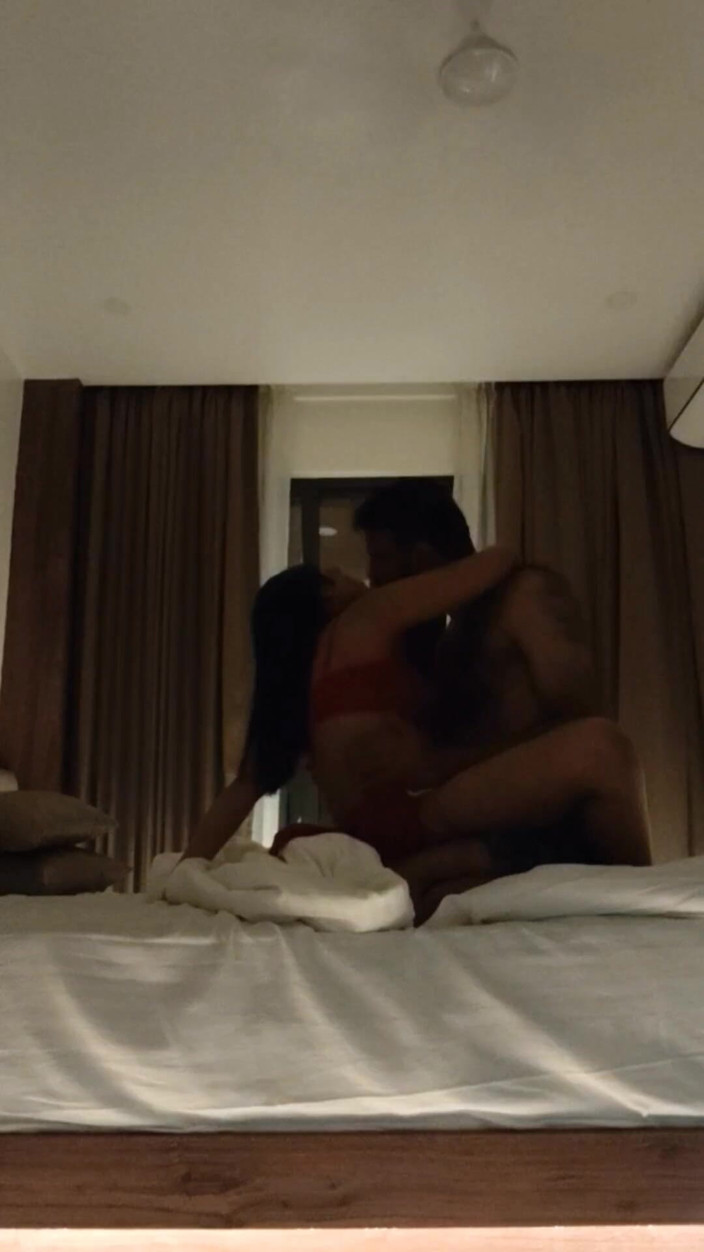 ItemRiya05: Desi indiano ragazza cazzo con fidanzato in hotel