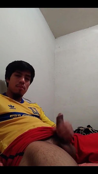 Ven a escapar para ver este bonito pene grueso