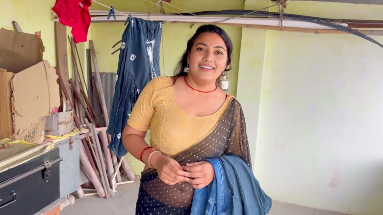 Hotty_ragini: Fui a la casa de bhabhi durante las vacaciones de...