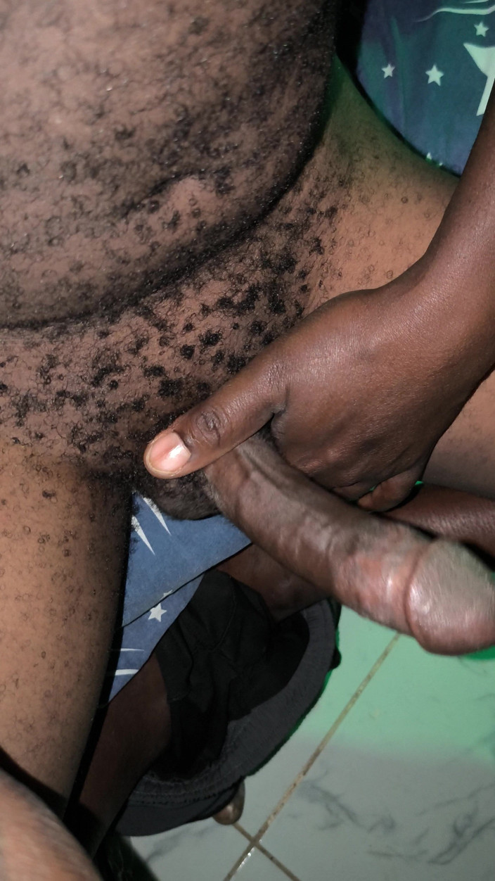 Kenyandick: Hairy African Male Jerking and Cuming Early Morning After Waking...