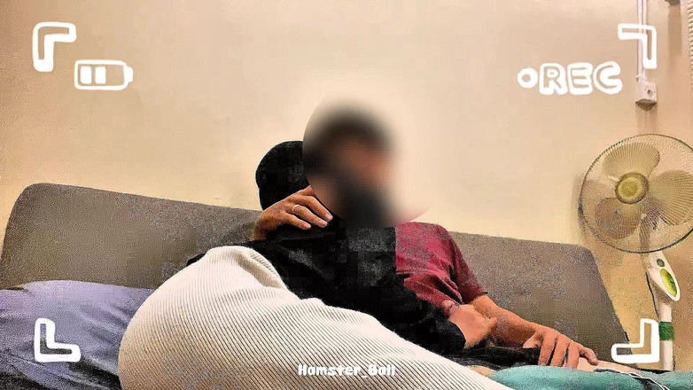 Hamster_Ball: La ragazza amatoriale del college camera ed il suo fidanzato...