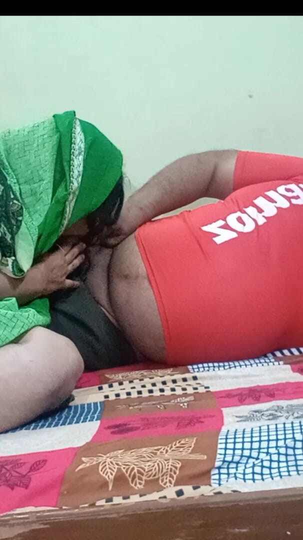 aliabegum: Bhabhi ngọt ngào làm tình với chàng trai giao hàng...