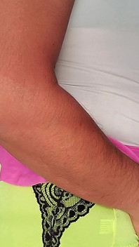 Lime Green Banci Seluar dalam melancap dan memancut mani