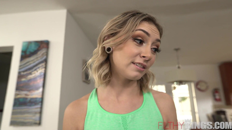 Filthy Kings: Blonde Is Obsessed with Client's BBC and Must Massage It