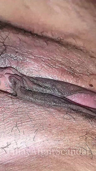 Сладкая киска 18-летней юной шлюшки - самая лучшая на вкус пизда всех времен!