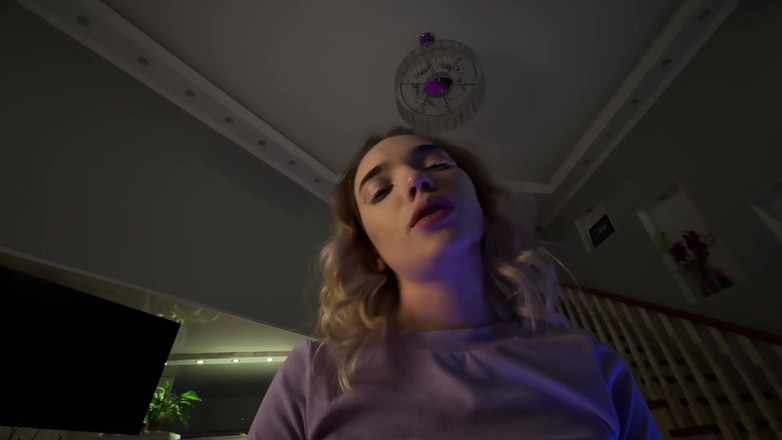 LinaVelle: Pengijazahan berakhir dengan sperma di muka rakan sekelas