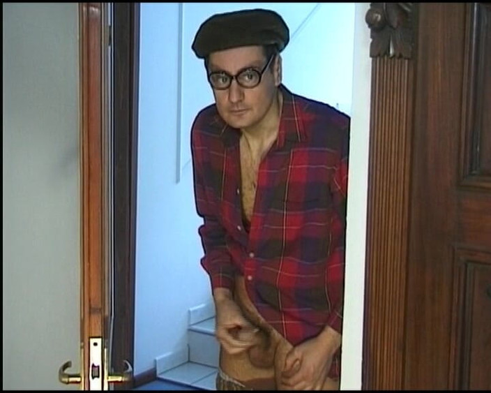 Deutsche Frauen: 갱뱅 세션에서 따먹히는 독일 아기를 먹는 정액