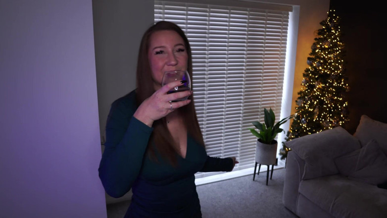 Harley Taboo: Video rekaman seks xmas pulang ke rumah!