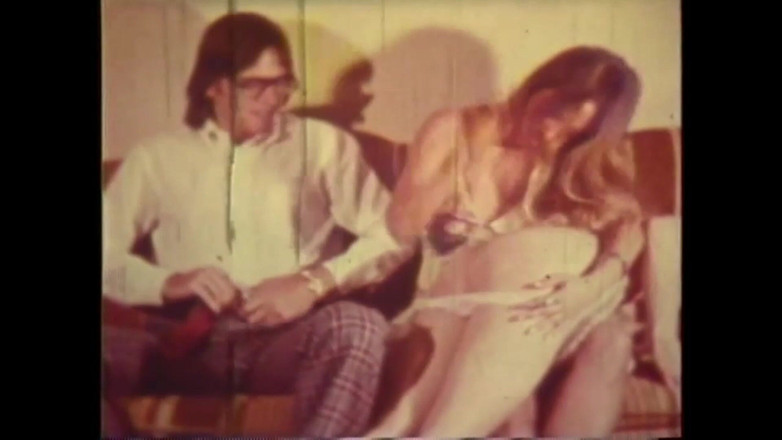 The Unforgettable: Lesbian panas dan sialan