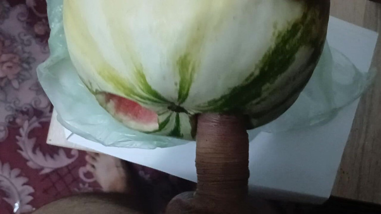 AlexCat: Pomelo Is so Erotic