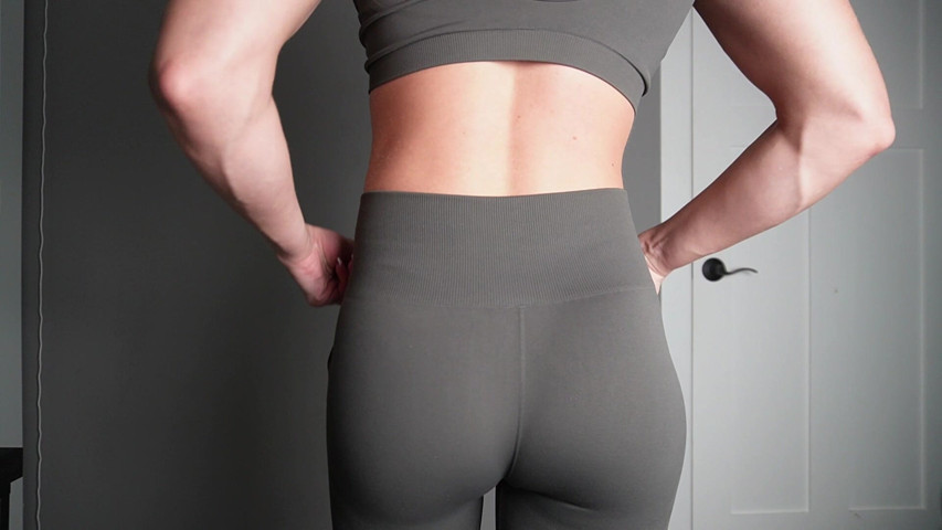 My Cameltoe Makes You Cum (Keeks)