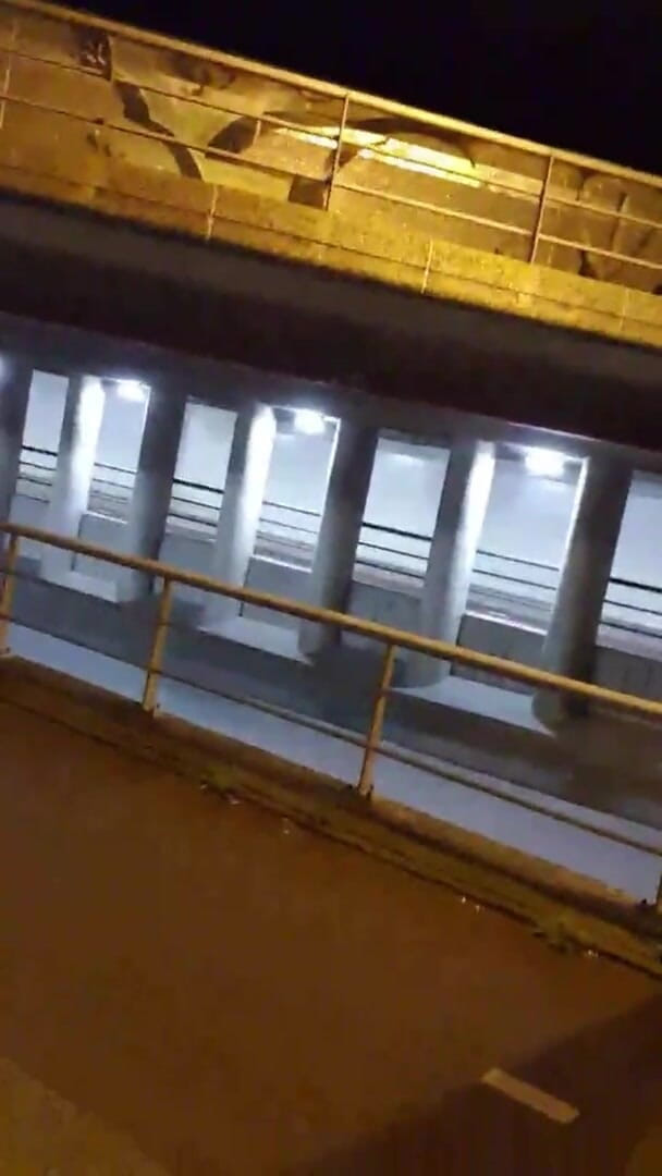 Slutboyben: Slutboyben Cam4 Pornoqueen Benjamin Xposeing di Depan Umum Malam Hari