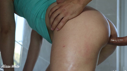 Alissa White: Lubang pantatku rapat nggak? Creampie anal berurat aku beruntung dia...