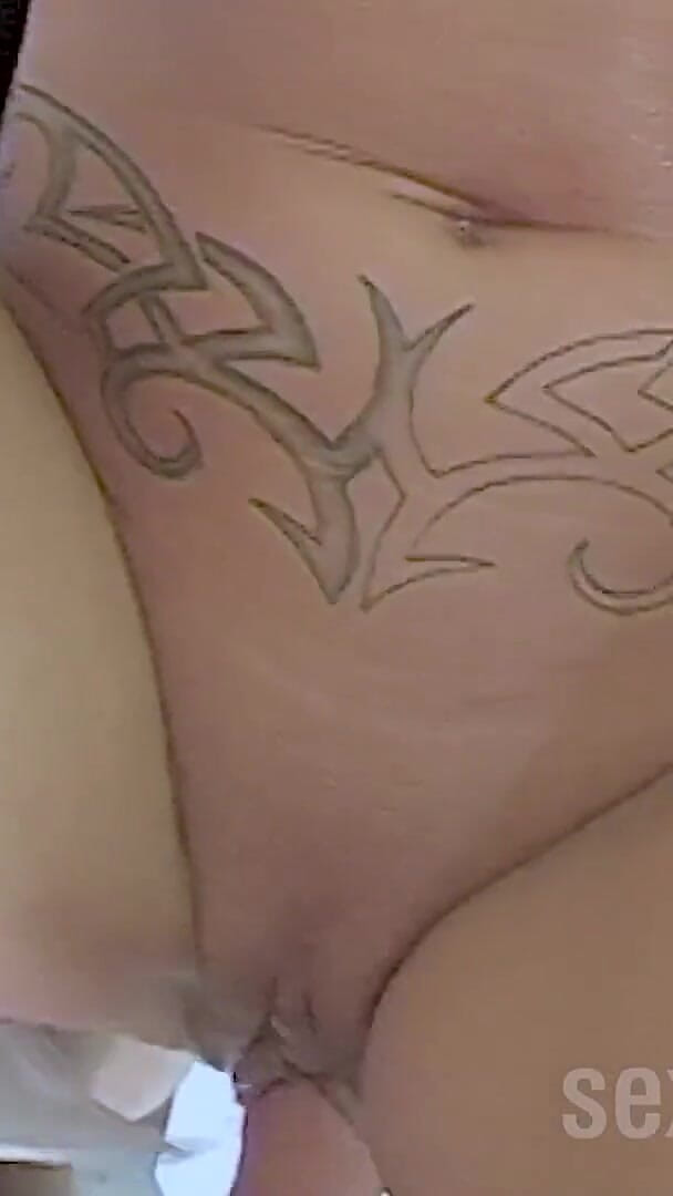 Pissing and Fucking in the Gynaecologist's Surgery