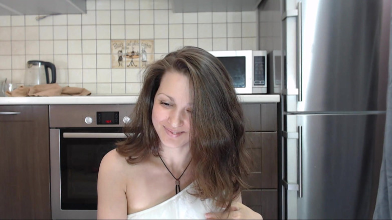 MyClearSky: Provocando meu corpo na minha cozinha