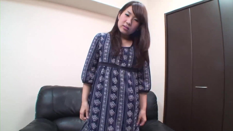 Asian Mature Climax: Милая восточная брюнетка наслаждается мастурбацией