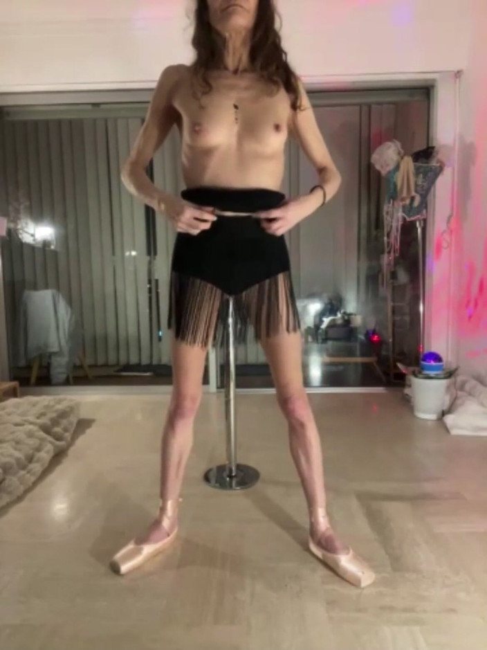 Chris06d72: कामुक टैंगो