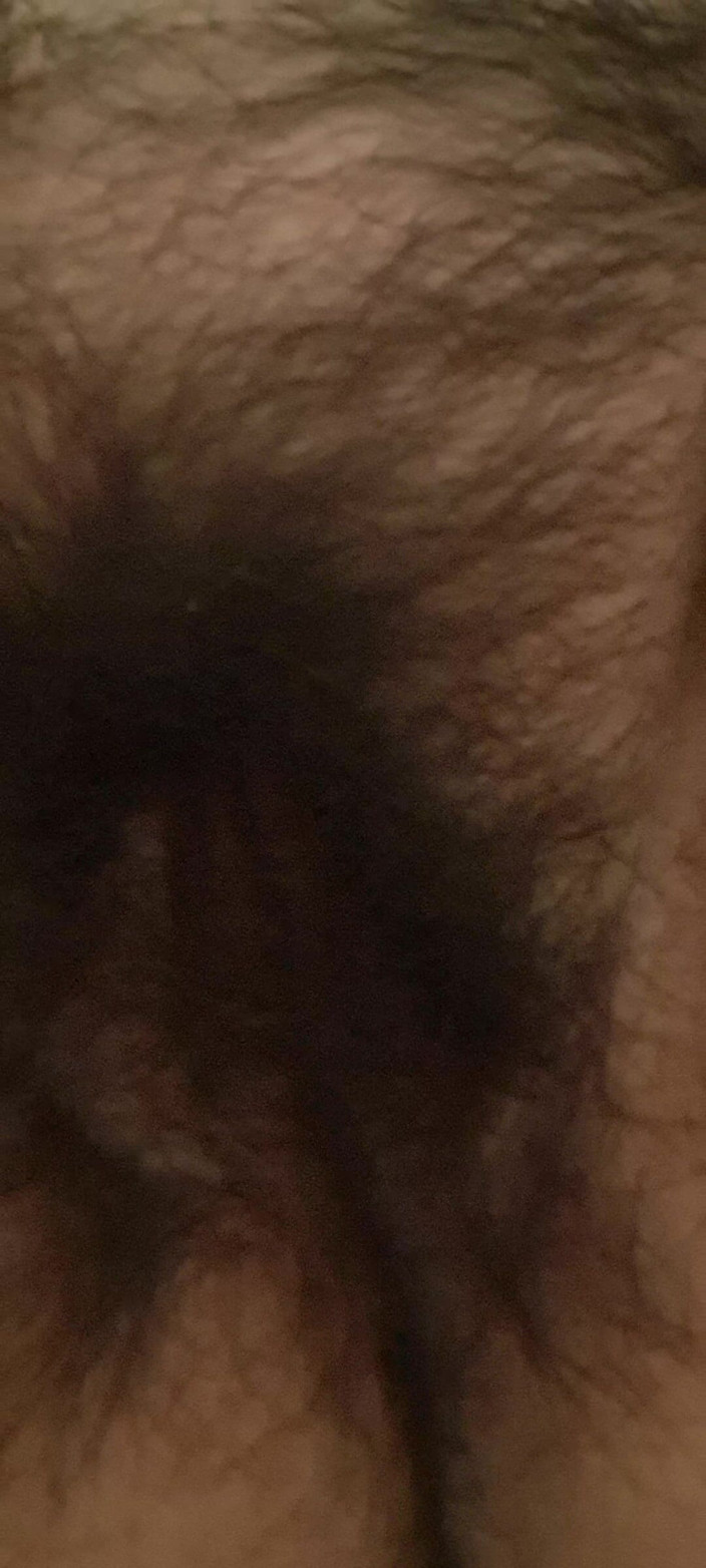 Mommy big hairy pussy: Chlupatá kundička zralé milfky